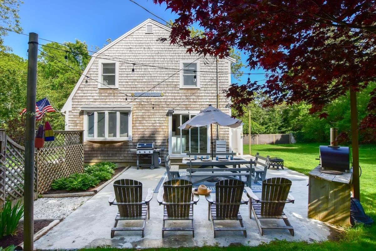 Stunning Home With Wet Bar Dog Welcome! ブルースター エクステリア 写真